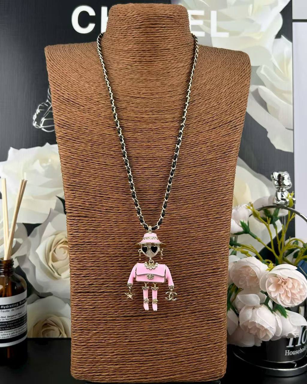 Chanel 
NECKLACE Master 
150 dhs🪙🌺

Zain89
♥️♥️♥️