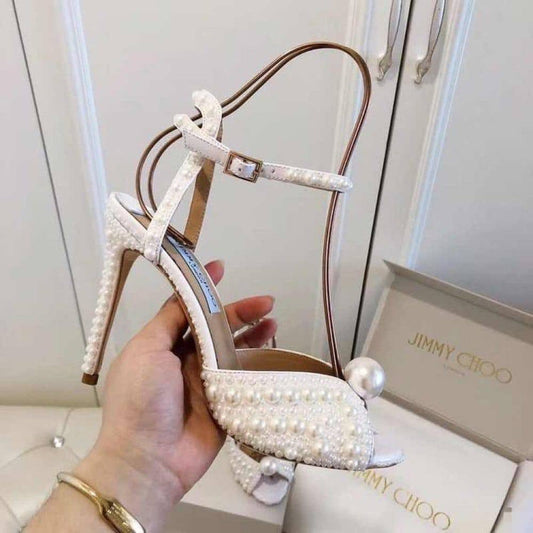 JIMMY CHOO 
280 dhs✅
*SIZE  36   TO   41*

Zain224
♥️♥️♥️