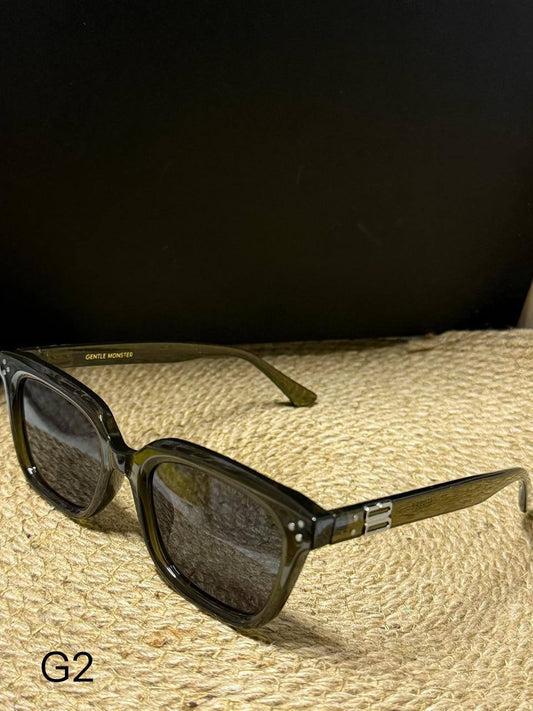 GENTLE MONSTER 👿 *

Sunglasses 🕶️ 

Copy one 

With master box 📦 
50 dhs✅

Zain216
♥️♥️♥️