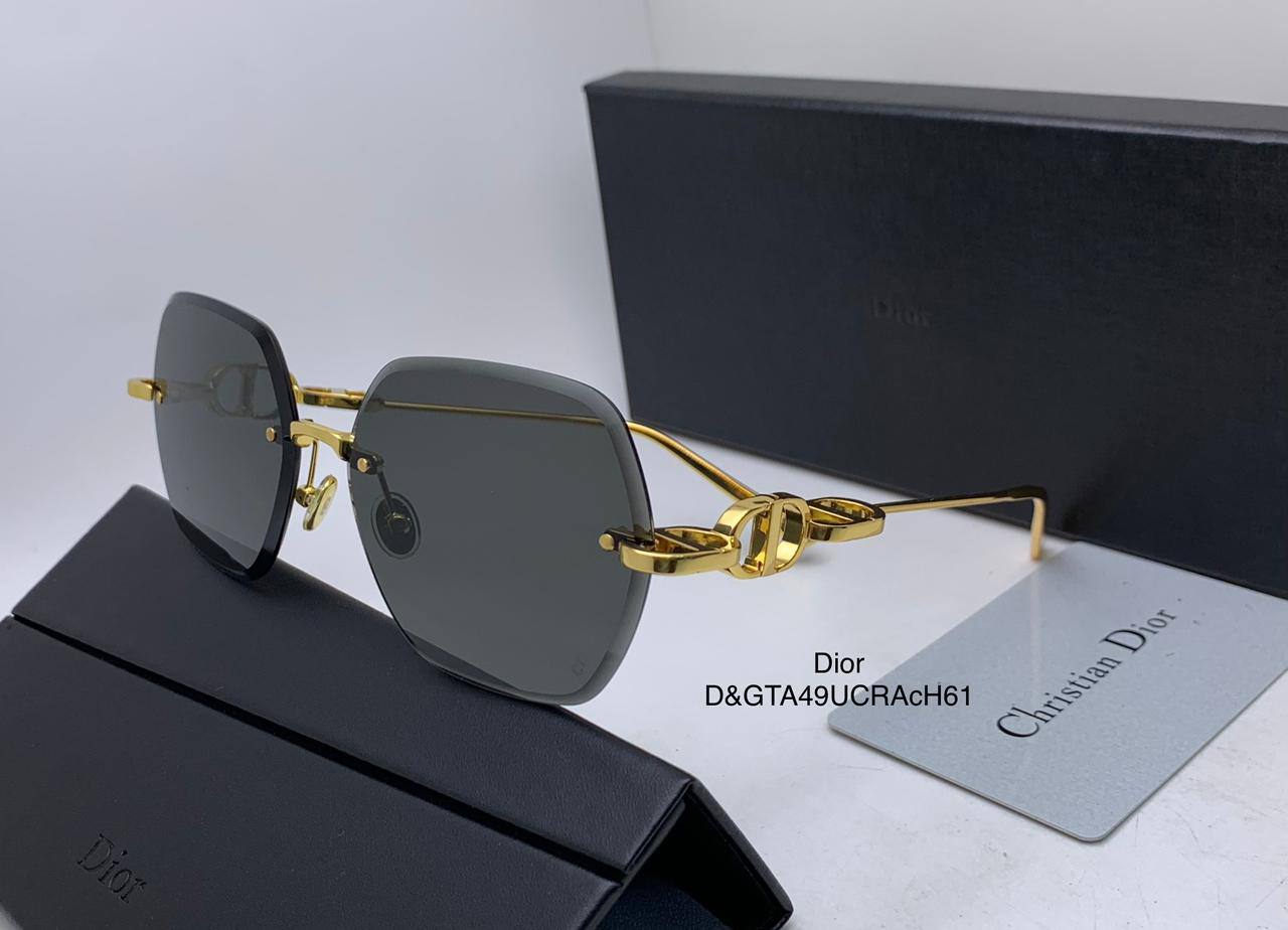 Sunglasses
Dior - Cartier 
Super master 
180 dhs🪙🌺

Zain126
♥️♥️♥️