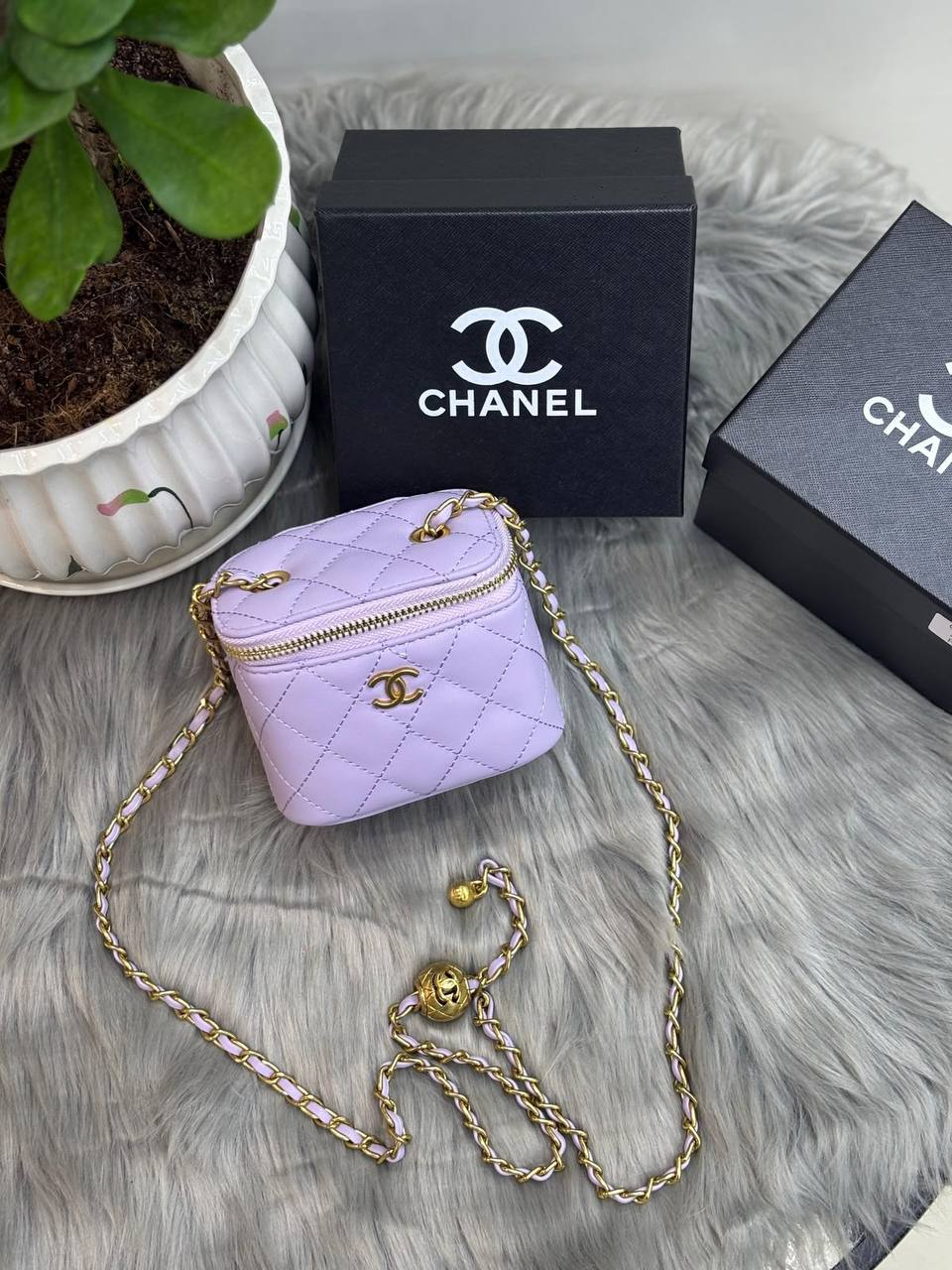 Chanel 
95 dhs🪙
with BOX
🎁🎁🎁

Zain244
♥️♥️♥️