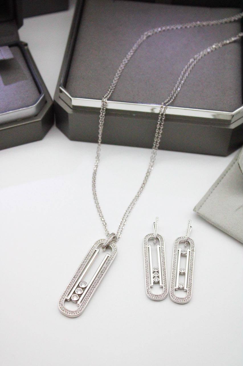 Necklaces set
170 dhs🇦🇪🇦🇪

Zain122
♥️♥️♥️
