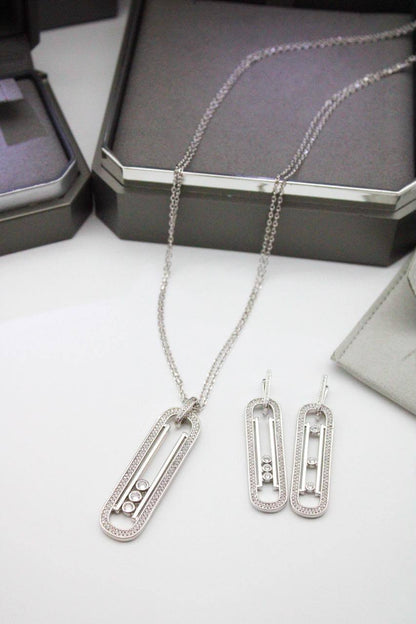 Necklaces set
170 dhs🇦🇪🇦🇪

Zain122
♥️♥️♥️