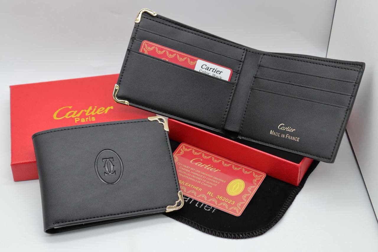 Cartier Wallet 
65 dhs❤️

Zain33
♥️♥️♥️