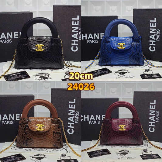 Chanel

with box
🎁🎁🎁

95 dhs🪙💕

Zain13
♥️♥️♥️