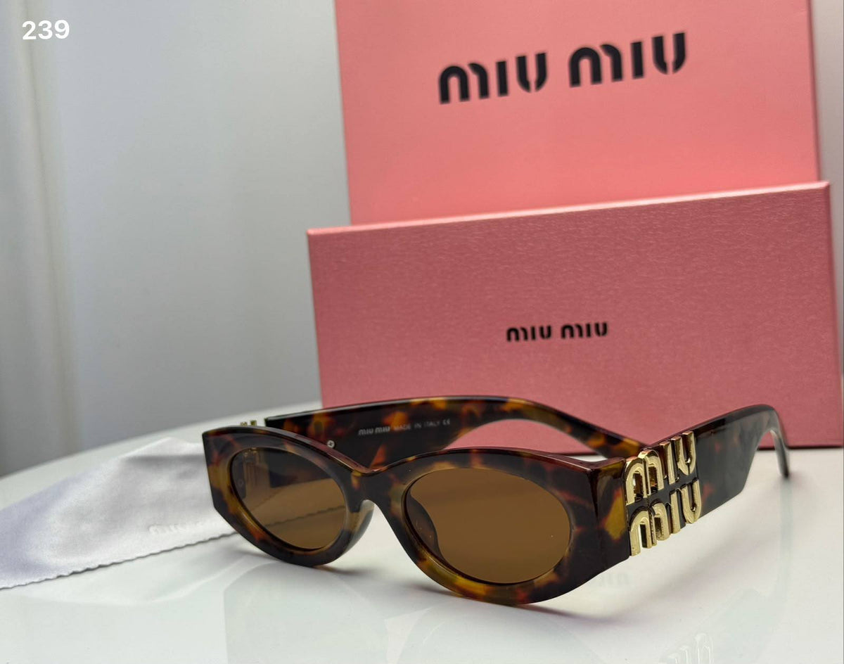 Miu Miu
Good quality 

65 dhs🇦🇪🇦🇪

Zain182
♥️♥️♥️