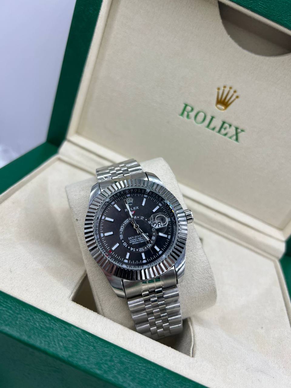 Rolex
Good Quality
80 dhs💓

Zain277
♥️♥️♥️