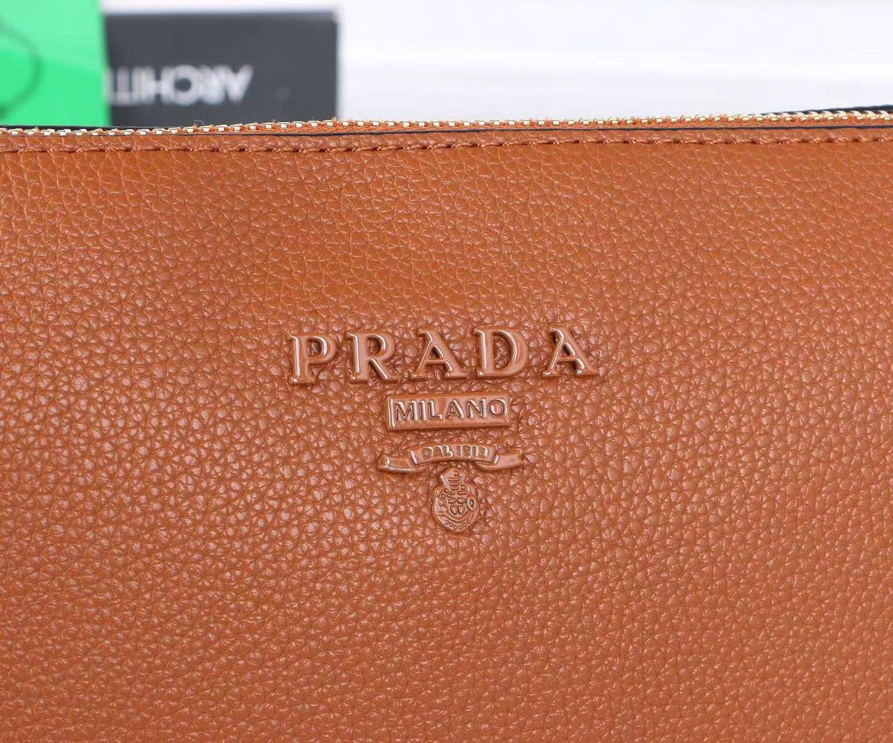 Prada

110 dhs✅

Withbox
🎁🎁🎁

Zain143
♥️♥️♥️
