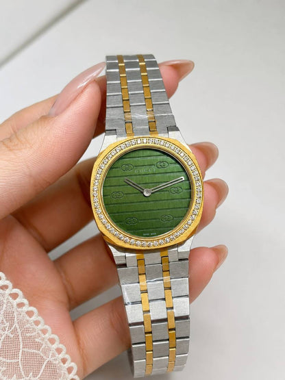 Gucci watch for ladies with stone good quality
240 dhs💓

Zain59
♥️♥️♥️