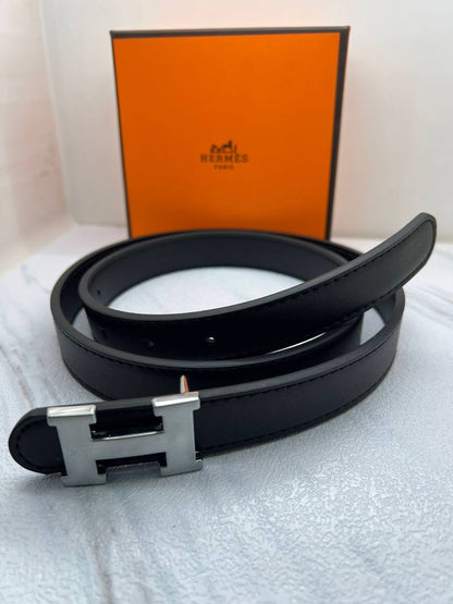 Belts 

50 dhs✅

with box
🎁🎁🎁

Zain182
♥️♥️♥️