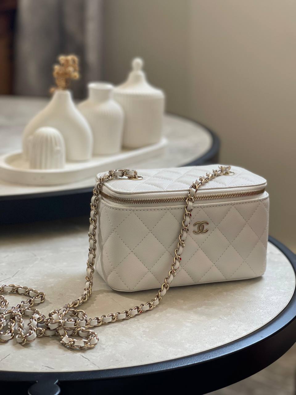 Chanel  ✨💥
Available original box 📦 
With full packing 🎀🎀
Super high quality 💥💥
For Price 👇 WhatsApp✅
0568585901 
0507557372
0552275751 Owner Zain 👌

Zain283
♥️♥️♥️