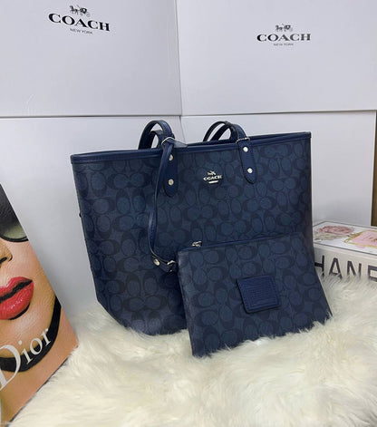 Coach double face
110 dhs✅

with box
🎁🎁🎁

Zain118
♥️♥️♥️