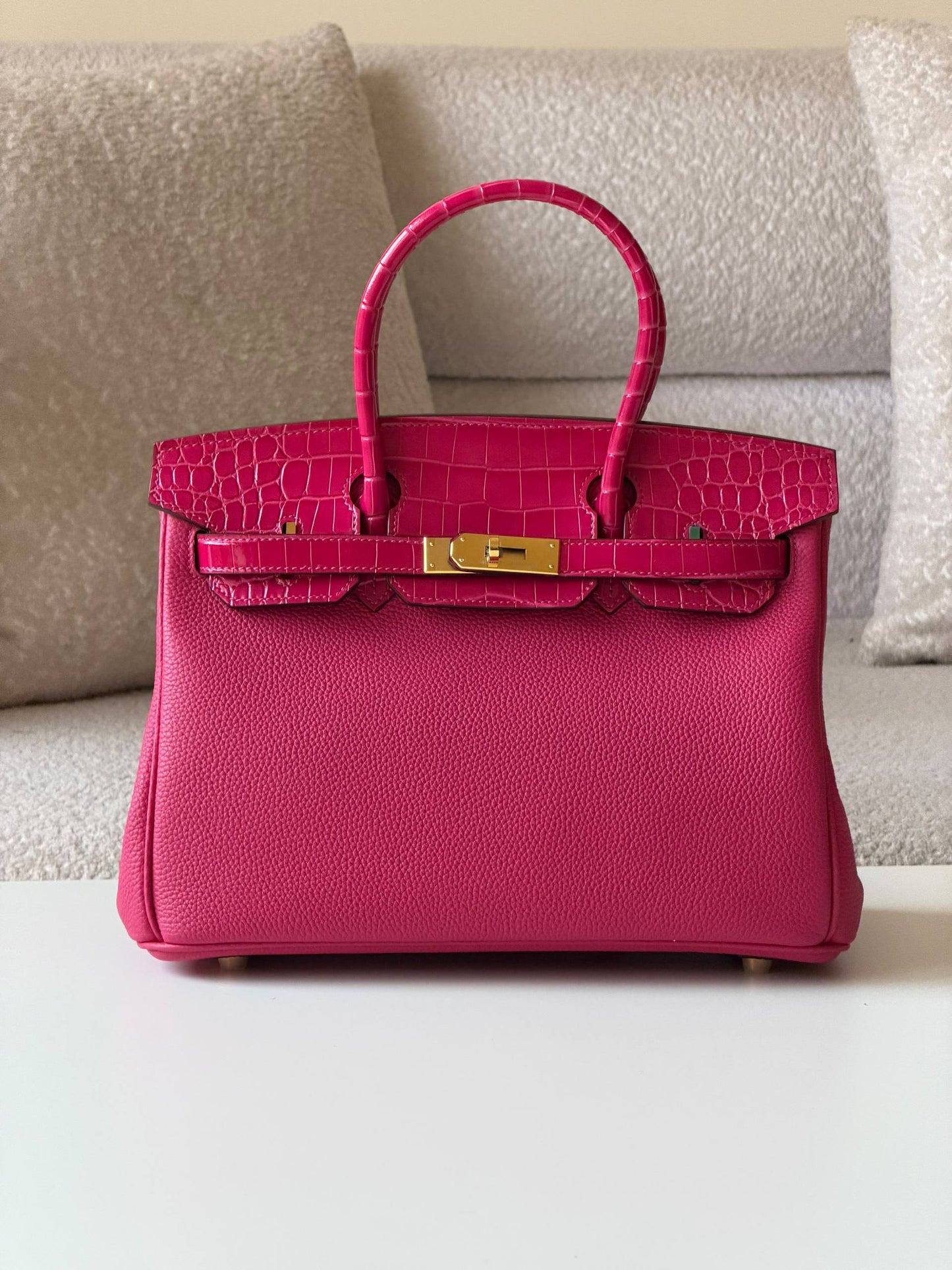 Hermes 
Birkin 30cm 💕

Master quality😍
with box❤️
780 dhs🇦🇪🇦🇪

Zain52
♥️♥️♥️