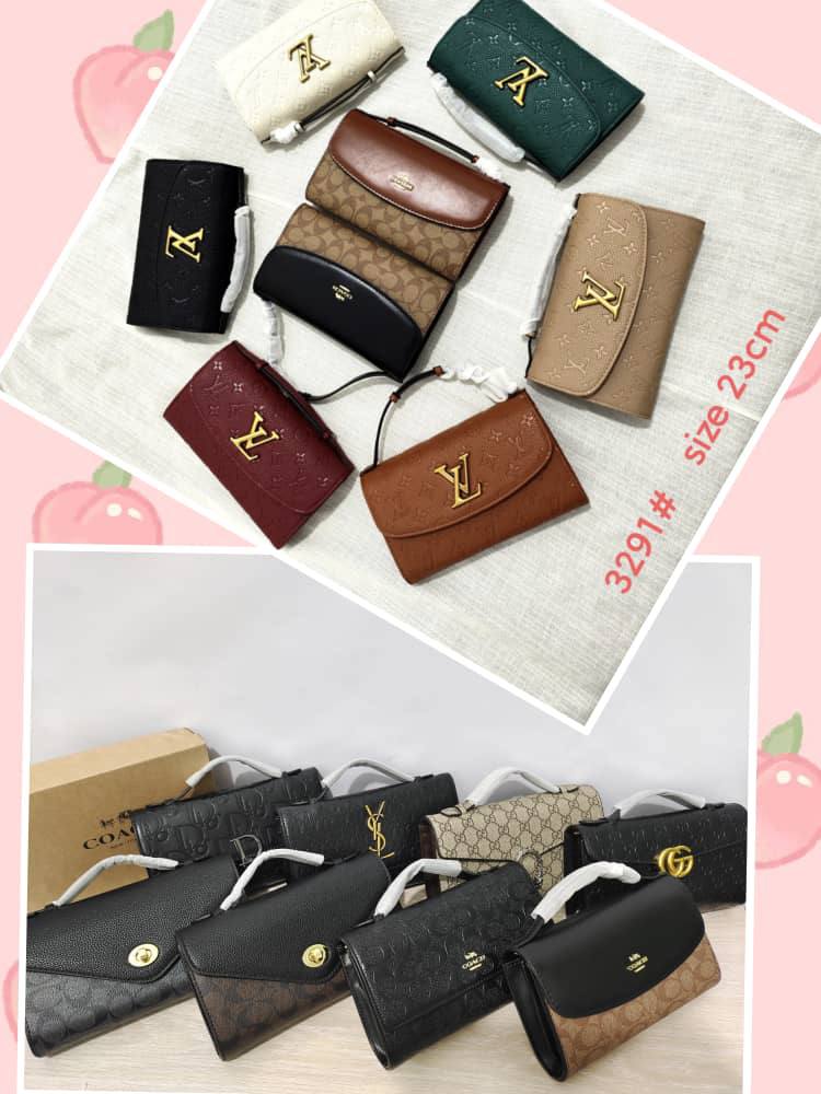Coach

70 dhs🪙💕 

high quality 

with box  
🎁🎁🎁
23cm

Zain26
♥️♥️♥️