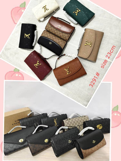 Coach

70 dhs🪙💕 

high quality 

with box  
🎁🎁🎁
23cm

Zain26
♥️♥️♥️