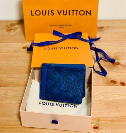 LV Master Wallet
110 dhs🪙💕

Zain33
♥️♥️♥️