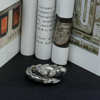 Bvlgari Set💕
Bangle 
Ring 💍 


55 AED normal box 🗃️

Zain48
♥️♥️♥️
