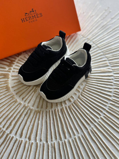 New collection{}
HERMES 
 Super master quality 😍
Size:21To 28
240 dhs🪙🖤

Zain261
♥️♥️♥️