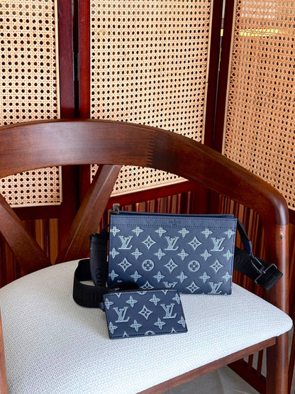 LV
*CROSS BODY*
750 dhs🇦🇪🇦🇪
*AVAILABLE NOW*🦁

Zain284
♥️♥️♥️