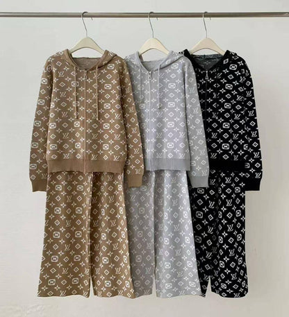 *New collections  
140 dhs❣️
*good  quality  ✅
*Sizes: free size 
*AVAILABLE NOW*

Zain231
♥️♥️♥️