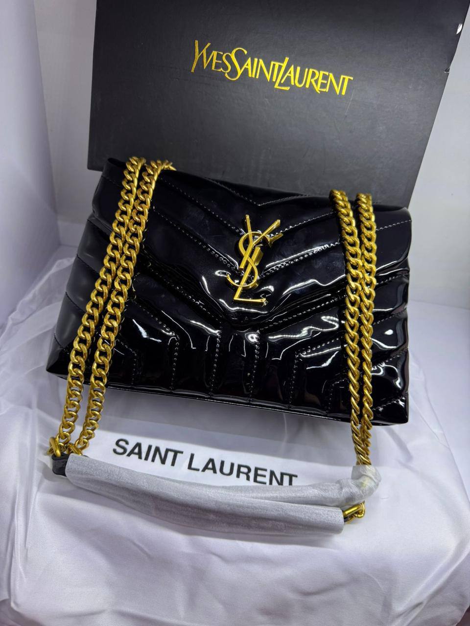 ❤️ YSL Jamie 
1️⃣ First Quality +box🎁
Size : 28 * 16 * 12.5 cm
90 dhs💓
with box🎁

Zain115
♥️♥️♥️