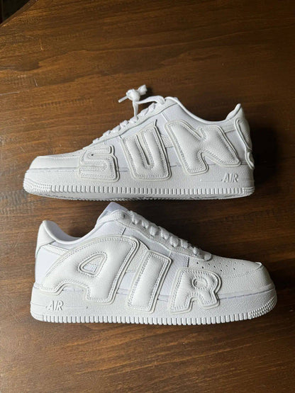 Nike x CPFM Air Force 1 "Triple White"🤍
36-45 AVAILABLE🤩
230 dhs❣️

Zain242
♥️♥️♥️