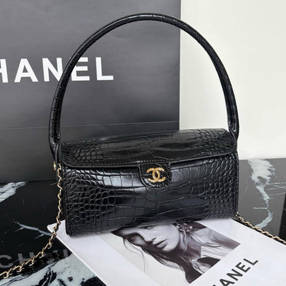 Chanel 
Master❣️❣️
290 dhs✅
#23cm🥰🥰

Zain228
♥️♥️♥️