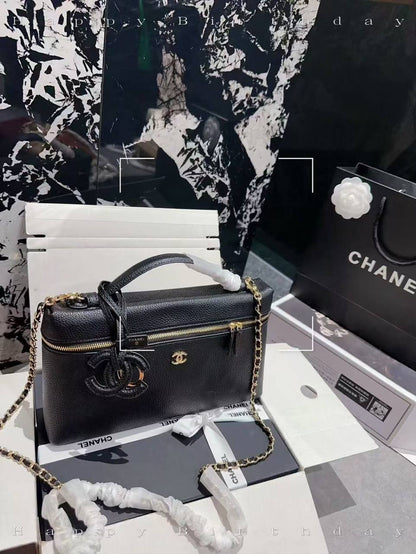 Chanel
 
copy one 
280 dhs🇦🇪🇦🇪

Zain137
♥️♥️♥️