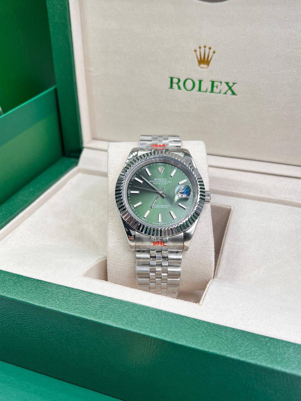 Rolex
High Quality
180 dhs✅

Zain85
♥️♥️♥️