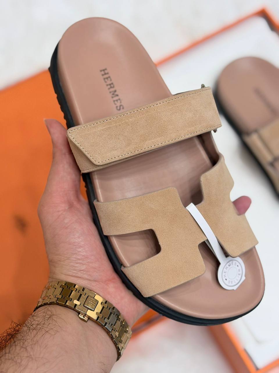 😍 HERMEES 😍

💎 _*VIP QUALITY +A*_ 💎
Size 37 To 41

490 dhs✅

Zain292
♥️♥️♥️