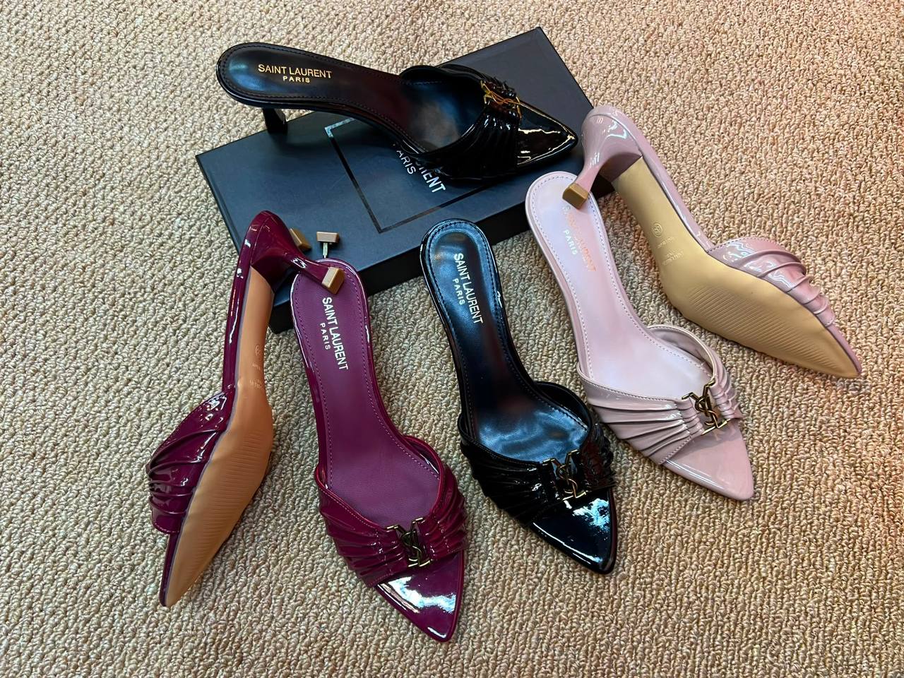 New arrivals
YSL.  heel
36 to 41 

100DHS🇦🇪🇦🇪🇦🇪

Zain236
♥️♥️♥️