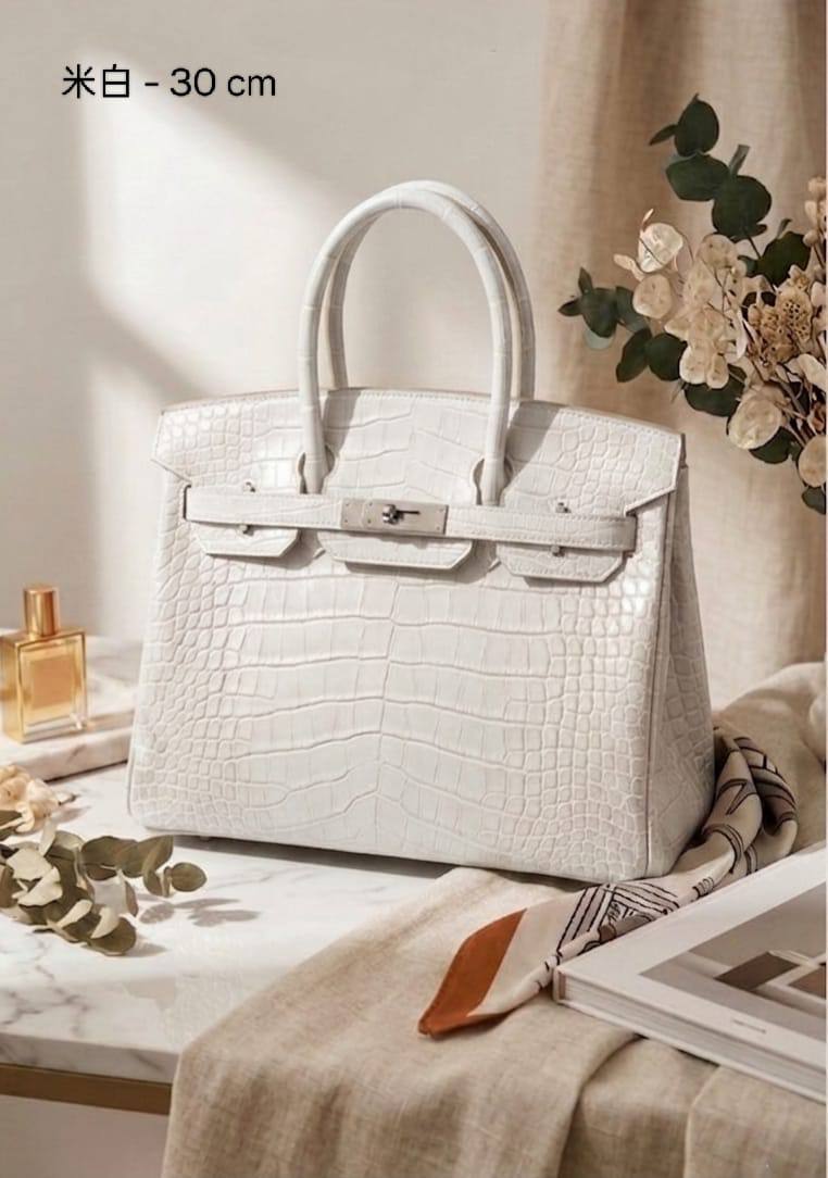 HERMES ʙɪʀᴋɪɴs
ᴄʀᴏᴄᴏᴅɪʟᴇ ʟᴇᴀᴛʜᴇʀ ᴍᴀᴛᴇʀɪᴀʟ
sɪʟᴠᴇʀ ʜᴀʀᴅᴡᴀʀᴇ
ᴡɪᴛʜ ʟᴏɴɢ ʙᴇʟᴛ sᴛʀᴀᴘ
sɪᴢᴇ : 30 cm

120 dhs✅

Zain31
♥️♥️♥️