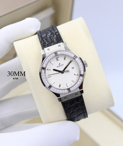 HUBLOT WOMEN SEMI MASTER QUALITY 30MM

*( BATTERY )*

330 dhs🇦🇪🇦🇪

Zain58
♥️♥️♥️
