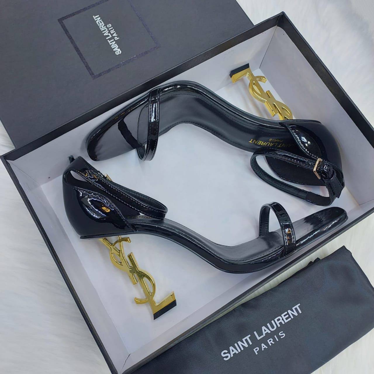 YSL
Heels size 9cm
Size 36-41
120 dhs✅

Zain21
♥️♥️♥️