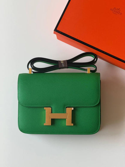 Hermes
constance 23cm superMaster quality ✅with box📦
510 dhs✅

Zain51
♥️♥️♥️