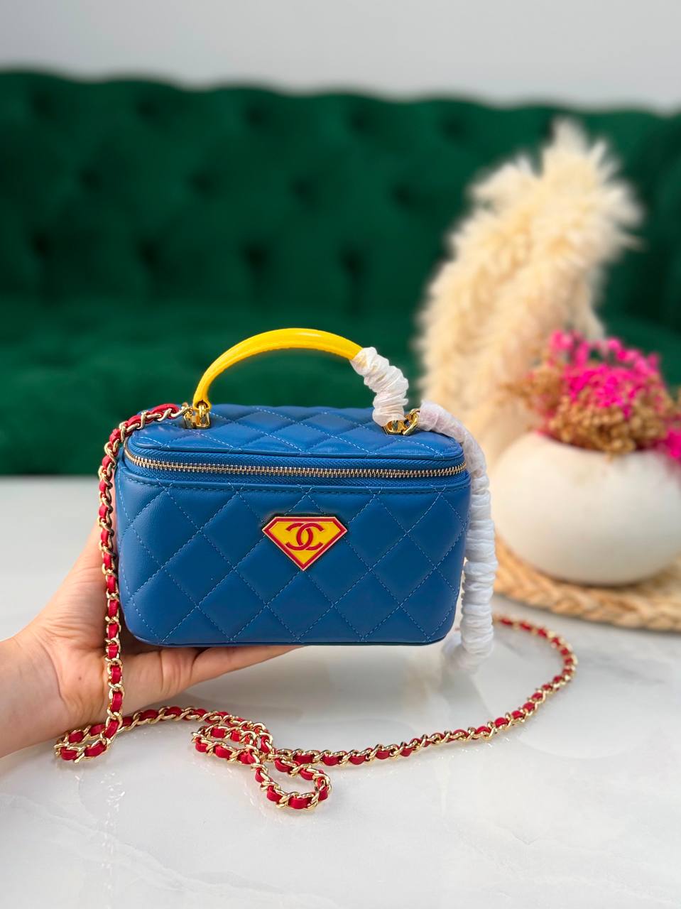 Chanel 
Available original box 📦 
With full packing 🎀🎀
Super high quality 💥💥
For Price 👇 WhatsApp✅
0568585901 
0507557372
0552275751 Owner Zain 👌

Zain283
♥️♥️♥️