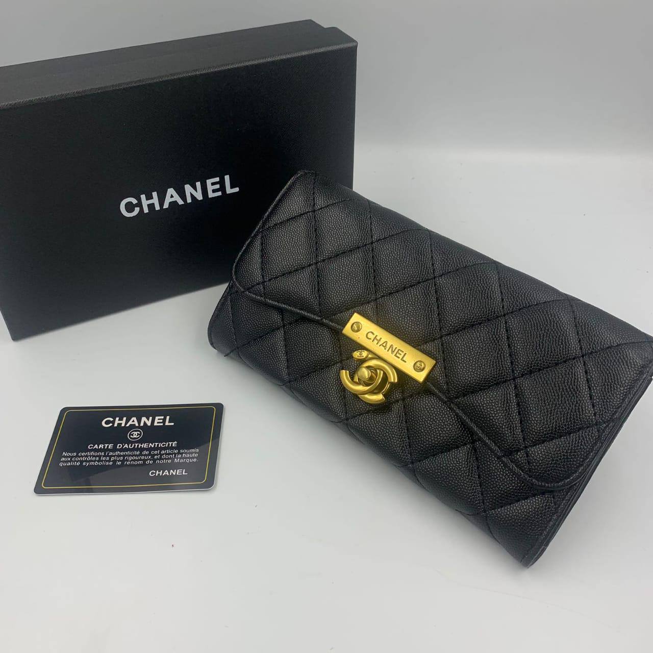 CHANGE WALLET
45 dhs🪙🌨️
WITH- BOX 📦

Zain40
♥️♥️♥️