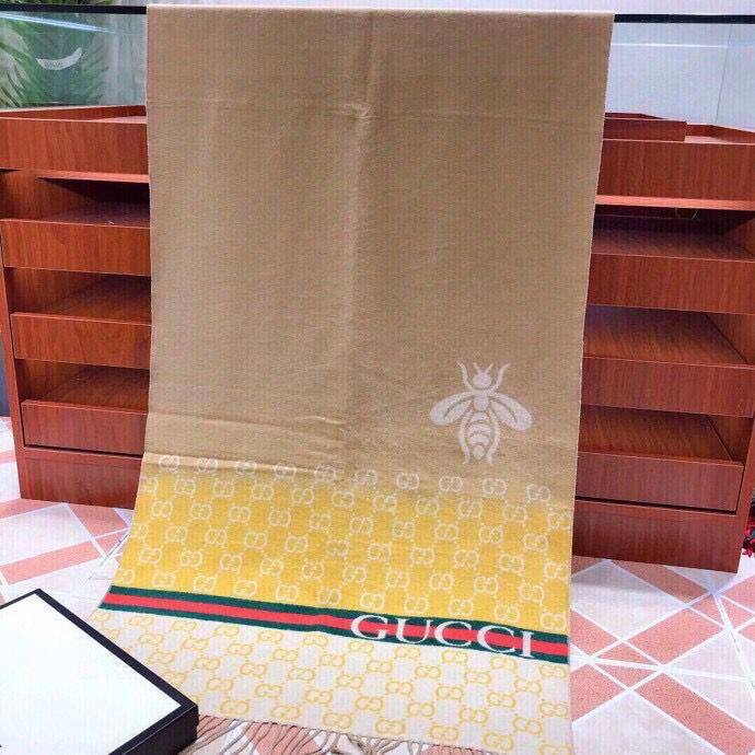 Coming new stock
Winter scarf 
45 dhs🪙🌨️

Zain93
♥️♥️♥️