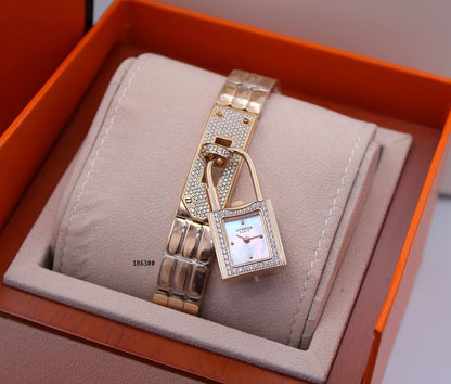 HERMES LADY
410 dhs✅

Zain304
♥️♥️♥️