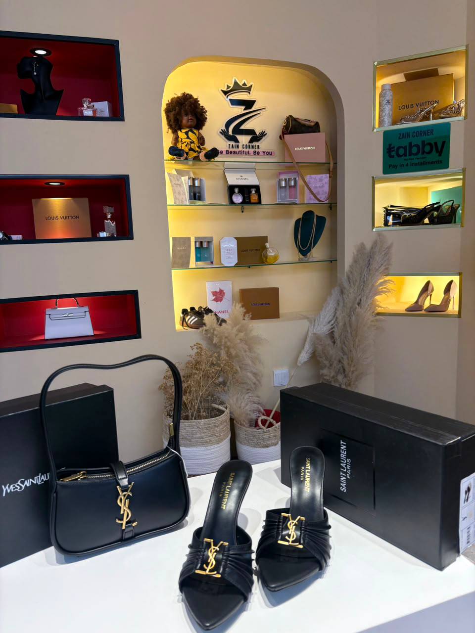 YSL Set
190 dhs✅

Zain12
Zain55
♥️♥️♥️