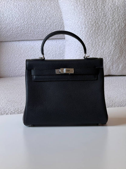 Hermes
kelly togo 28cm💥Master quality ✅with box📦
420 dhs💓

Zain52
♥️♥️♥️