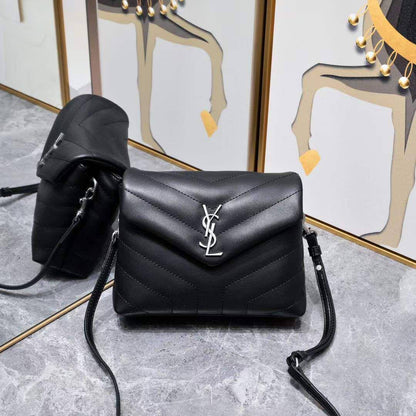 Prada - YSL - Master Bags 👌
For Price 👇 WTSP Text Zain 0568585901

Zain142
♥️♥️♥️