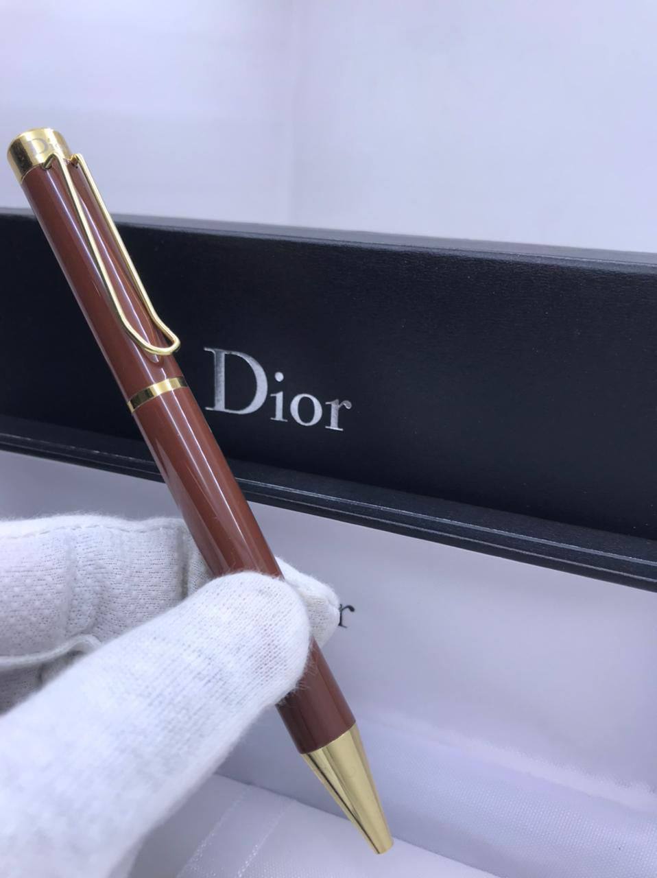 Dior Pen
55 dhs✅

Zain182
♥️♥️♥️