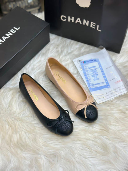 Chanel Ballerina Flat
Size:36 to 41
110 dhs🇦🇪🇦🇪

Zain241
♥️♥️♥️