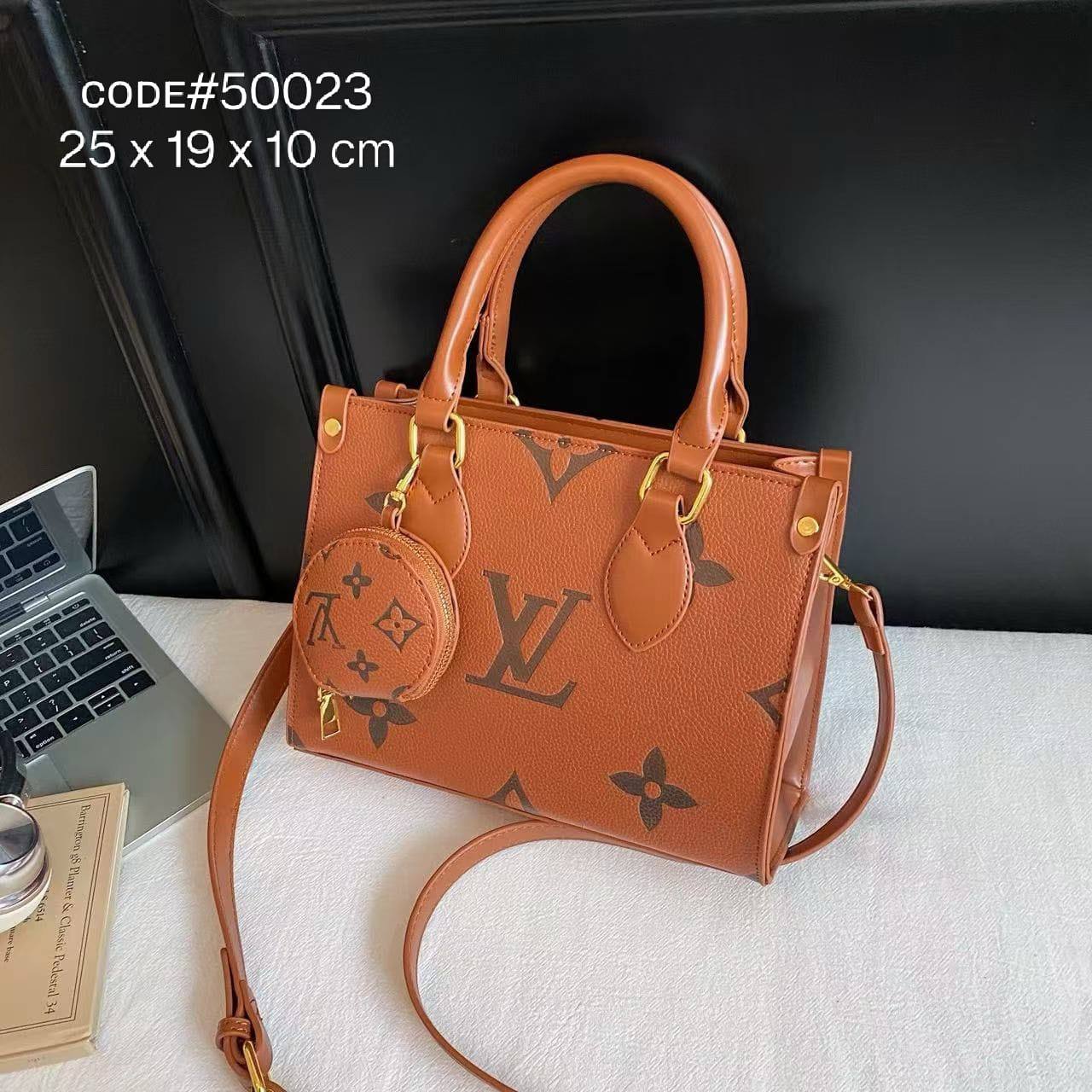 LV
ᴍɪɴɪ ᴏɴ ᴛʜᴇ ɢᴏ 
ᴢɪᴘᴘᴇʀ ᴛʏᴘᴇ ᴡ/ ᴄᴏɪɴ ᴘᴜʀsᴇ
ᴡɪᴛʜ ʟᴏɴɢ ʙᴇʟᴛ sᴛʀᴀᴘ
sɪᴢᴇ : 25 cm

70 dhs🌺

Zain31
♥️♥️♥️