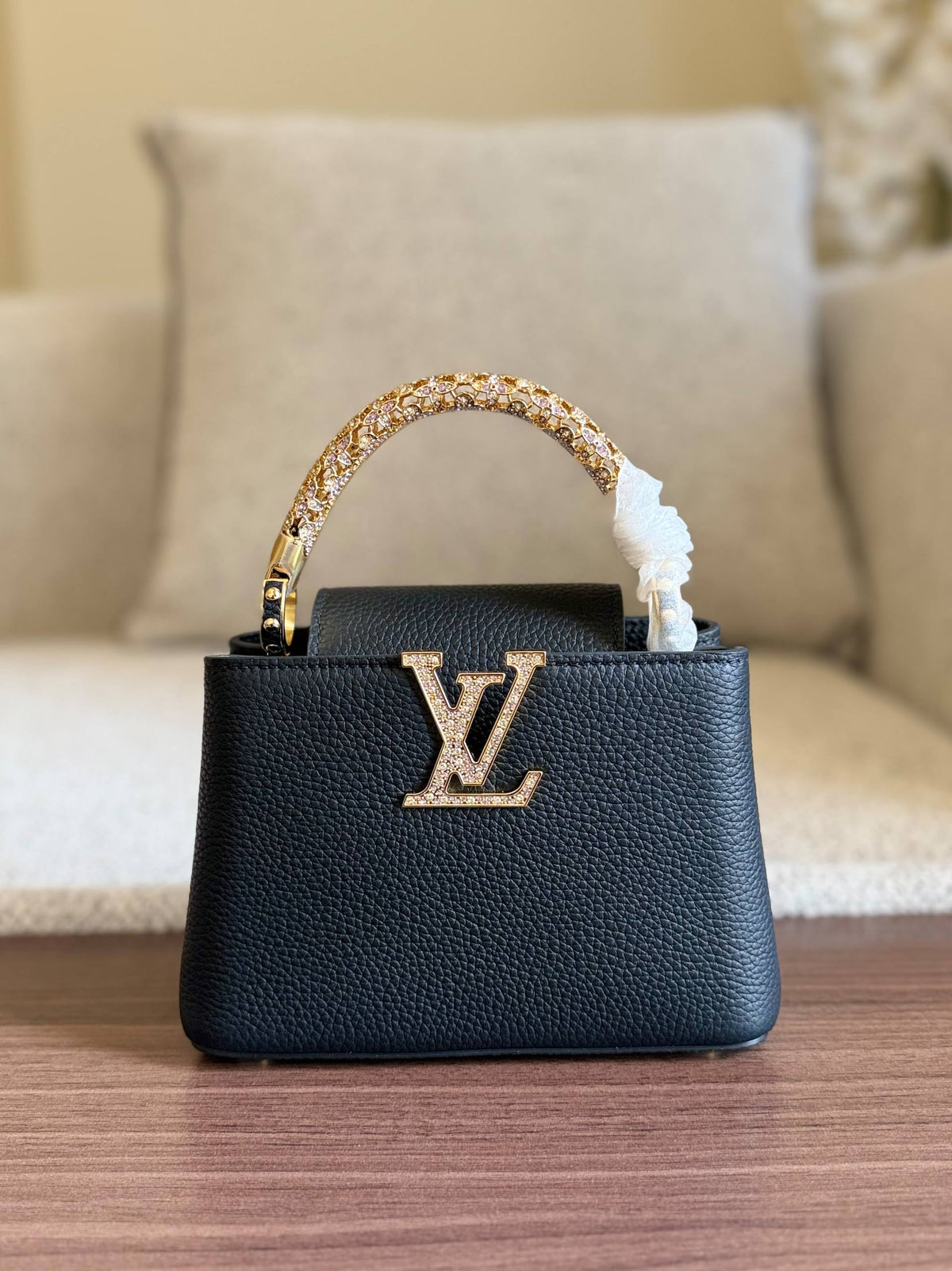 LV

For Price 👇 WhatsApp✅
0568585901 
0507557372
0552275751 Owner Zain 👌

Zain246
♥️♥️♥️