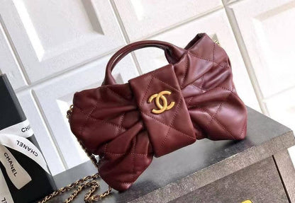 Chanel Mini Bow Bag
Master quality
22cm 

with double box🎁

230 dhs🪙💕

Zain95
♥️♥️♥️