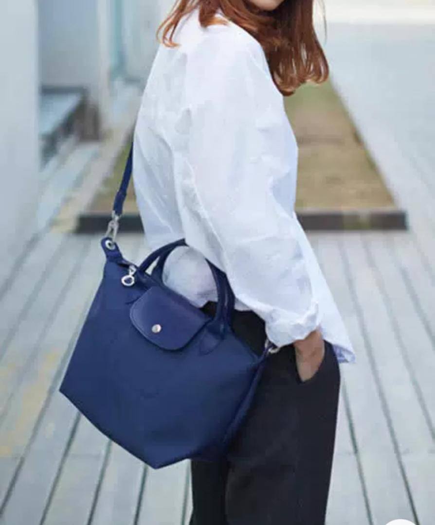 Long Champ
65 dhs🇦🇪🇦🇪  24 cm
75 dhs🇦🇪🇦🇪  34 cm

Zain26
♥️♥️♥️