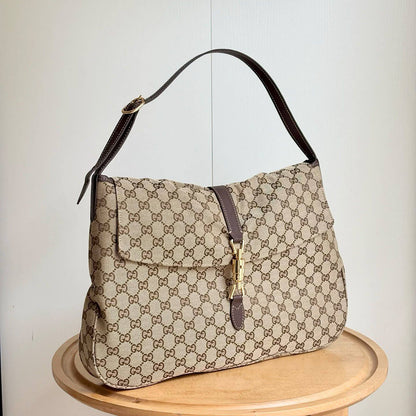 Gucci

43cm

310 dhs🇦🇪🇦🇪🇦🇪

Zain297
Zain228
♥️♥️♥️