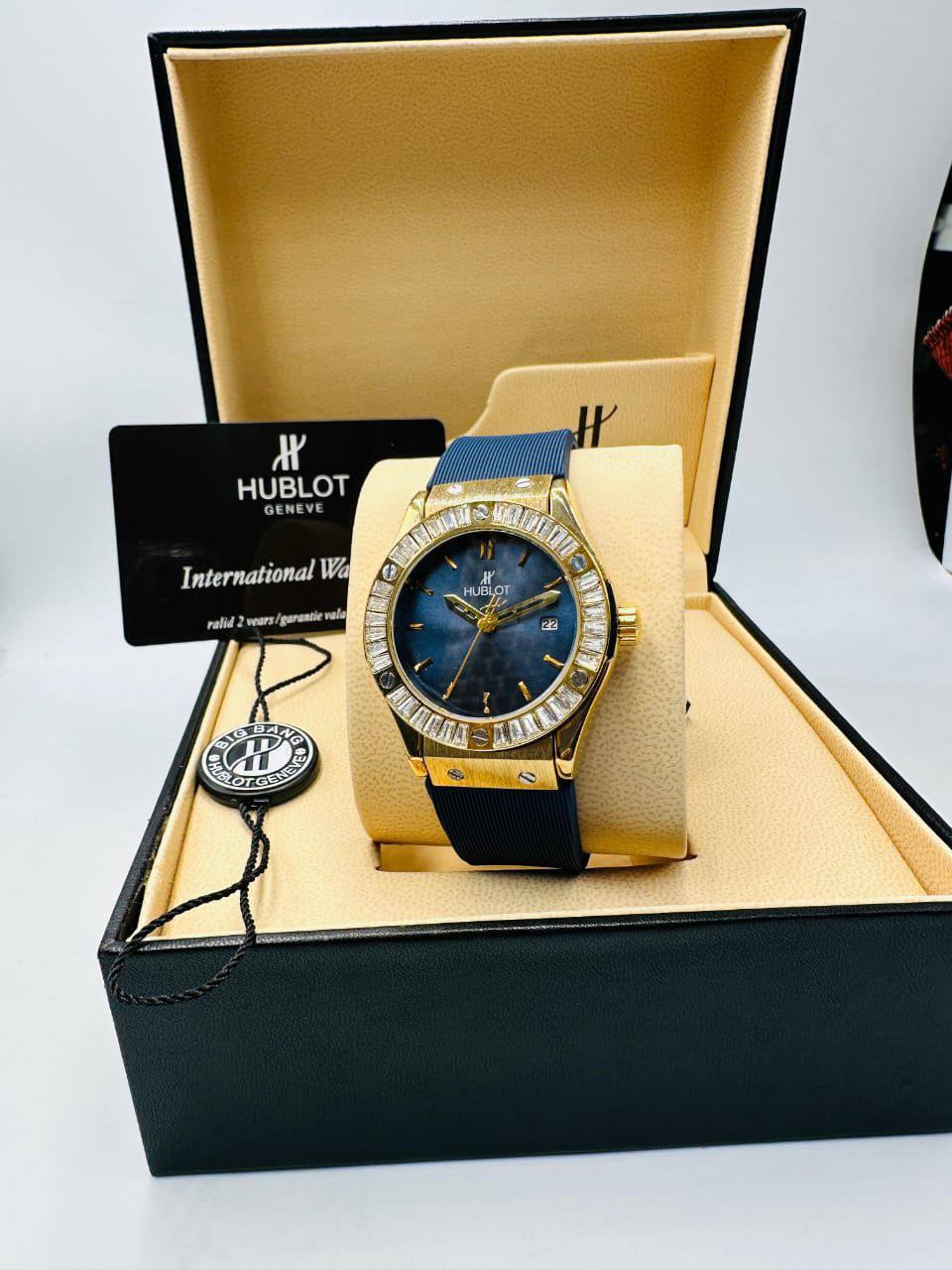 Hublot ladies 
70 dhs🪙💕

Zain08
♥️♥️♥️